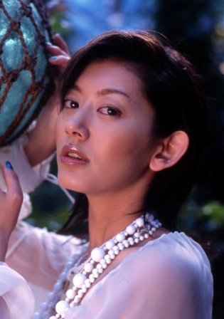 90年代アイドルの佐藤藍子